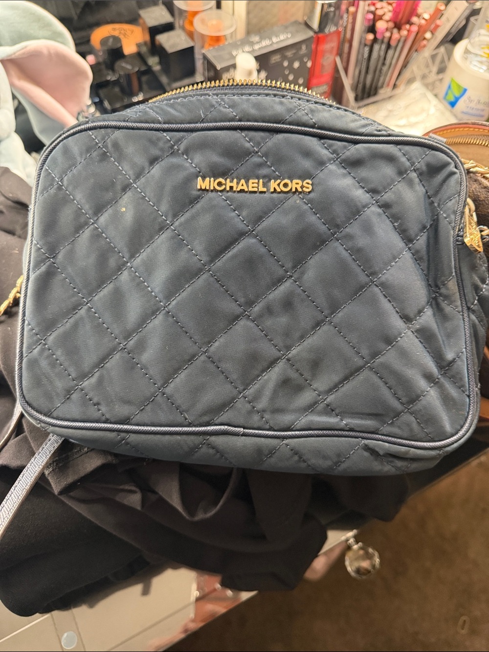 Michael Kors Quilted Toiletry Bag in Navy with Gold Logo